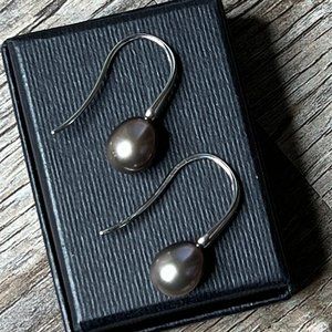 Honora silver gray freshwater pearl sterling silver earrings
